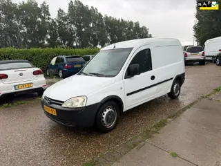 Opel Combo 1.3 CDTi Motor loopt maar tikt denken de kop