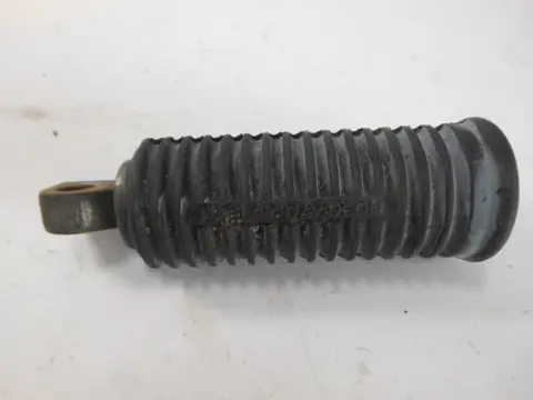 VOETSTEUN RECHTS Harley Davidson Sportster 2004 - 2021