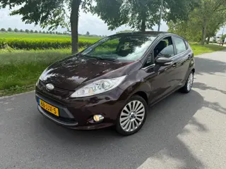 Ford Fiesta 1.6 Titanium CLIMA/CRUISE/NAVI/LEER