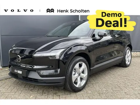 Volvo EX30 Single Motor Essential |DEMO DEAL| Stoel en stuurverwarming | Dodehoekdetectie | Achterui