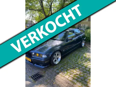 BMW 3-serie 316i Executive m pakket etc roestvrij !! 1e lak