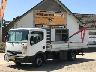 Nissan Cabstar E 130.35 2.5 DCI open laadbak Pritsche kraan wb340