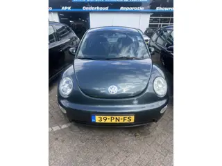 Volkswagen New Beetle 1.6 /Airco/Radio/Lm velgen