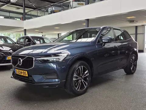 Volvo XC60 2.0 B5 Momentum Exclusive (bj 2021, automaat)