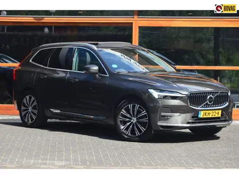 Volvo XC60 T6 Hybride AWD Plus Bright LONG RANGE | Luchtvering | Head-up Display | Stoel + Stuur ver