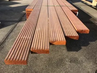 Hardhouten vlonderdelen 1e kwaliteit