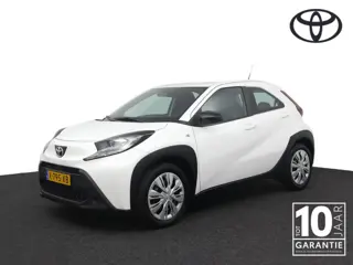 Toyota Aygo X 1.0 VVT-i S-CVT Play | Automaat | LAGE KM-STAND | Parkeer camera  | Apple Carplay & An