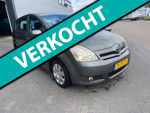 Toyota Verso 1.6 VVT-i Sol