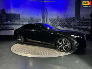 BMW 5-serie 530e M Sport*ComfStoelen*DrivAss+*Trekhaak*NLAuto*1Eig*