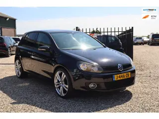 Volkswagen Golf 1.2 TSI Highline MATCH LEDER TREKHAAK