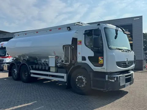 Renault Premium 380.26 6x2 (bj 2014, automaat)