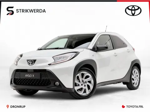 Toyota Aygo X 1.0 VVT-i MT First | Stoelverwarming | Climate Control | Camera | Led | ACC | Licht- r
