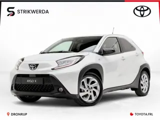 Toyota Aygo X 1.0 VVT-i MT First | Stoelverwarming | Climate Control | Camera | Led | ACC | Licht- r