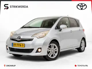 Toyota Verso-S 1.3 VVT-i Aspiration | Trekhaak | Panoramadak | Dealer OH | Camera | Navi | Bluetooth