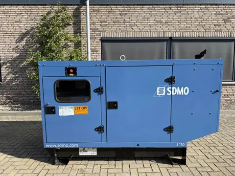 SDMO J110K John Deere Leroy Somer 110 kVA Silent generatorset