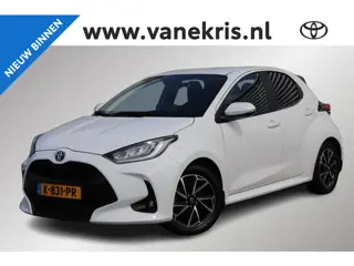 Toyota Yaris 1.5 Hybrid Style, Stoelverwarming, Camera, LM Velgen, Apple Carplay/Android auto!