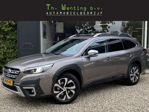 Subaru Outback 2.5i Premium | Navigatie | Stuurwielverwarming | Stoelverwarming voor + achter | Crui