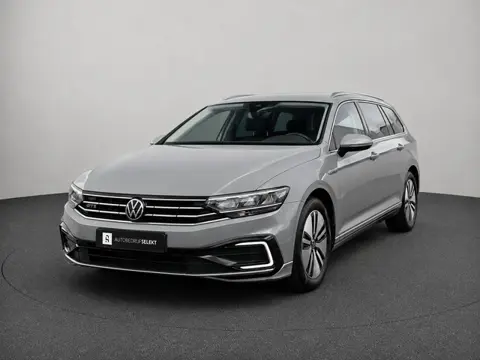 Volkswagen Passat Variant 1.4 TSI PHEV GTE | Trekhaak | Camera | Carplay | Massage | Halfleer | Deal