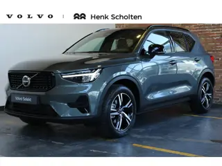 Volvo XC40 B4 Plus Dark | Trekhaak Semi-elektrisch | Adaptieve Cruise Control | Pilot Assist | Googl