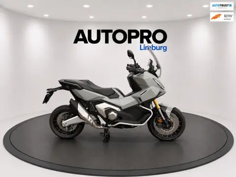Honda Scooter NC 750 X-ADV