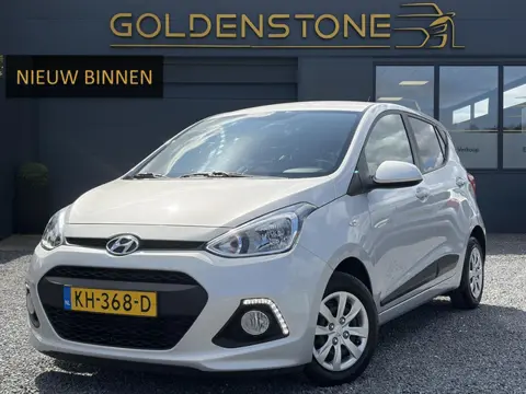 Hyundai i10 1.0i i-Motion Go! 2016 ✓Navi✓Clima✓Cruise✓Recent beurt gehad✓2eEigenaar✓5 Deurs✓N.A.P✓We