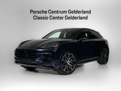 Porsche Cayenne Coupé E-Hybrid Black Edition