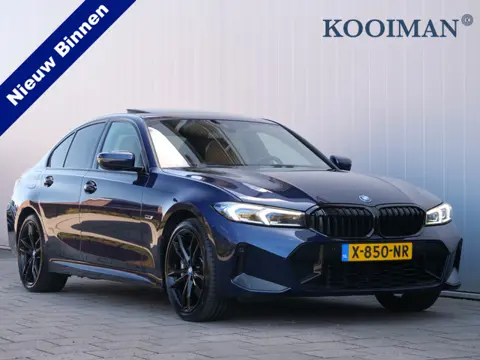 BMW 3-serie 330e 292 Pk Automaat Navi / DAB / Leer / Apple Carplay / M-pakket / Schuifdak