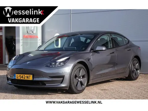 Tesla Model 3 Standard RWD Plus 60 kWh