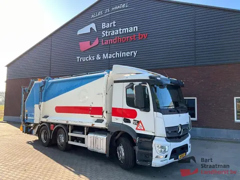 Mercedes-Benz ANTOS 6x2 met Geesink GPMIII vuilniswagen opbouw. BS2143