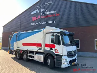 Mercedes-Benz ANTOS 6x2 met Geesink GPMIII vuilniswagen opbouw. BS2143