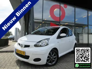 Toyota Aygo 1.0-12V Comfort | AIRCO | DEALER ONDERHOUDEN | LICHTMETALEN WIELEN |