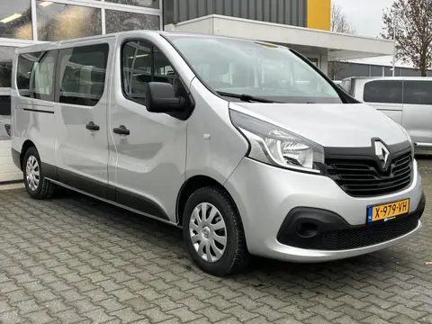 Renault Trafic Passenger 1.6 dCi BTW / BPM vrij Marge 9 persoons Airco Cruise control Navigatie PDC 