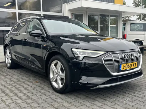 Audi e-tron e-tron 50 quattro Launch edition plus 71 kWh SOH 86.9 % ACC Panoramadak Lederen bekledin