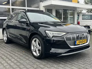 Audi e-tron e-tron 50 quattro Launch edition plus 71 kWh SOH 86.9 % ACC Panoramadak Lederen bekledin