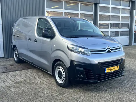 Citroën Jumpy 1.5 BlueHDI L2 H1 Marge BTW en BPM vrij!! Airco Cruise controle Navigatiesysteem 2-Per