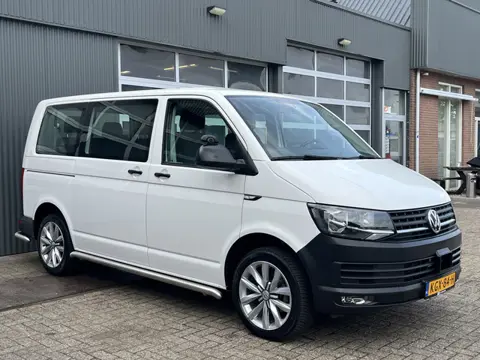 Volkswagen Transporter Kombi 2.0 TDI L1H1 BTW EN BPM VRIJ!! Airco Trekhaak 2500 kg trekgewicht Telef