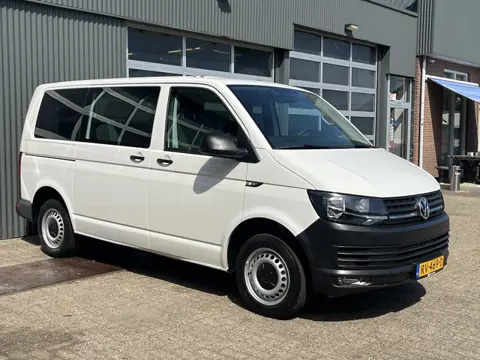 Volkswagen Transporter Kombi 2.0 TDI L1H1 BTW EN BPM VRIJ!! Euro 6 Airco Cruise controle 8-Persoons 