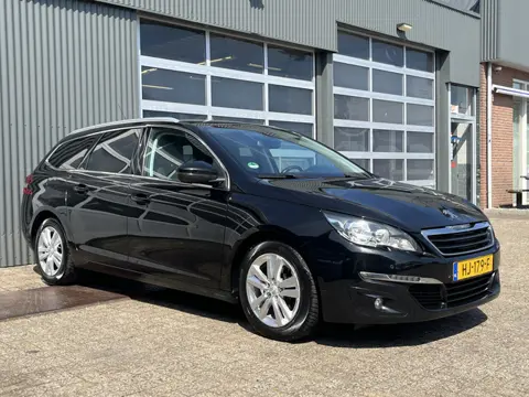 Peugeot 308 SW 1.6 BlueHDI Apk 07-2027 Airco Cruise controle Trekhaak Stuurwielbediening Panoramadak