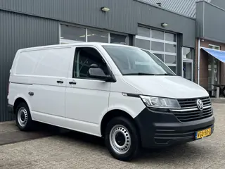 Volkswagen Transporter 2.0 TDI L1H1 Sortimo Kastinrichting Airco Cruise controle Telefoonverbinding 