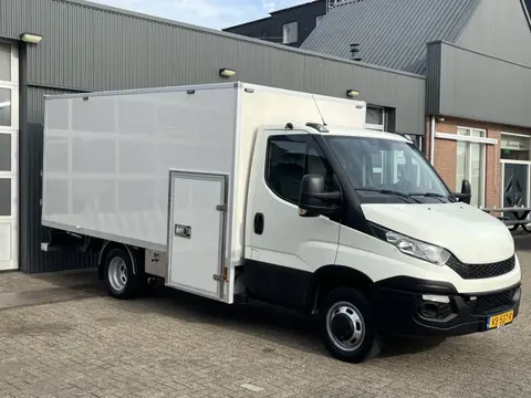 Iveco Daily 50C15 3.0 375 Servicewagen Trekhaak 3500kg Airco Cruise controle Stuurwielbediening Tele