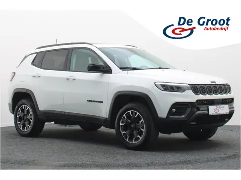 Jeep Compass 4xe 240 Plug-in Hybrid Electric Trailhawk
