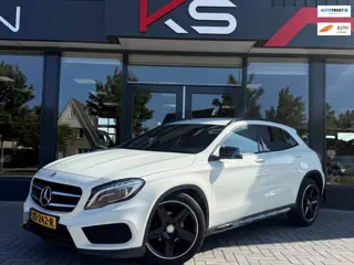Mercedes-Benz GLA-klasse 180 AMG Night Edition Camera Navi