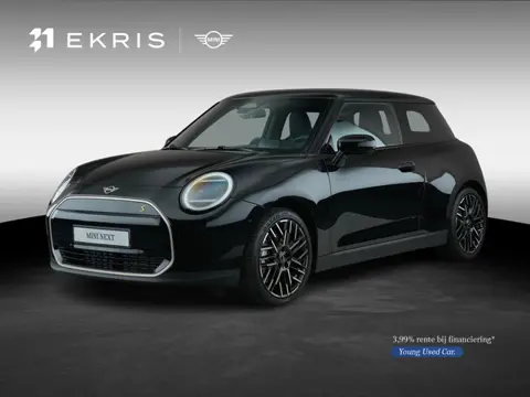 MINI 3-Deurs Cooper SE Pakket M | Favoured Trim | Comfort Acces | Glazen Panoramadak | Driving Assit