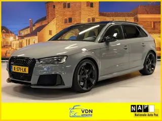 Audi A3 Sportback 2.5 TFSI RS3 Quattro Aut Panodak B&O Nardo Grijs