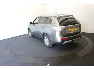 Foto 20 van Mitsubishi Outlander 2.0 PHEV APK t/m 09-2027 Trekhaak Camera Navi Business Edition X-Line