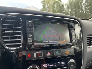 Foto 13 van Mitsubishi Outlander 2.0 PHEV APK t/m 09-2027 Trekhaak Camera Navi Business Edition X-Line