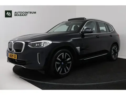 BMW iX3 Executive 80 kWh (SOH 99,4%, PANORAMADAK, CAMERA, STOELVERWARMING, CRUISE ADAPTIEF, SFEERVER
