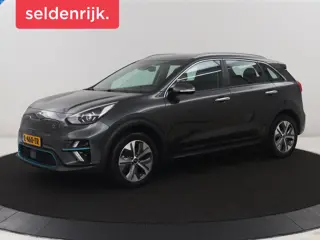 Kia e-Niro ComfortLine 64 kWh | SOH 93,9% | Half leder | Adaptive cruise | Carplay | Navigatie | Blu