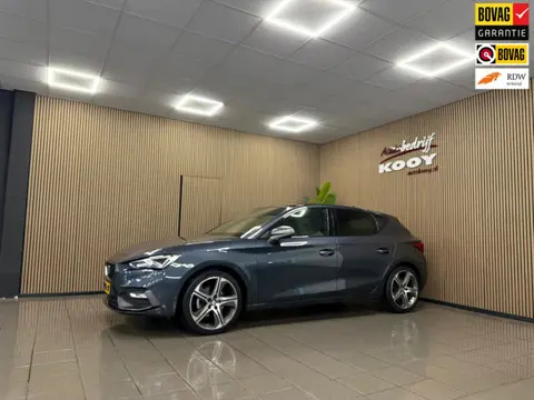 Seat Leon 1.5 eTSI FR * Automaat / Panoramadak / Virtual cockpit / Stoel-Stuurverwarming *
