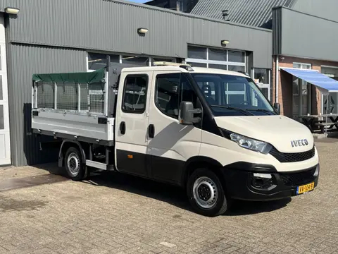 Iveco Daily 35S11D 2.3 345 Airco Trekhaak 3500kg trekgewicht 7-Persoons Open laadbak Pick-up P-up Ba